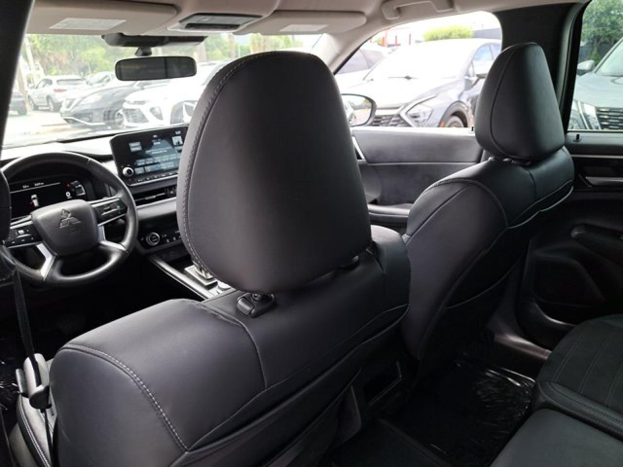 2023 Mitsubishi Outlander PHEV SE Lake Worth FL