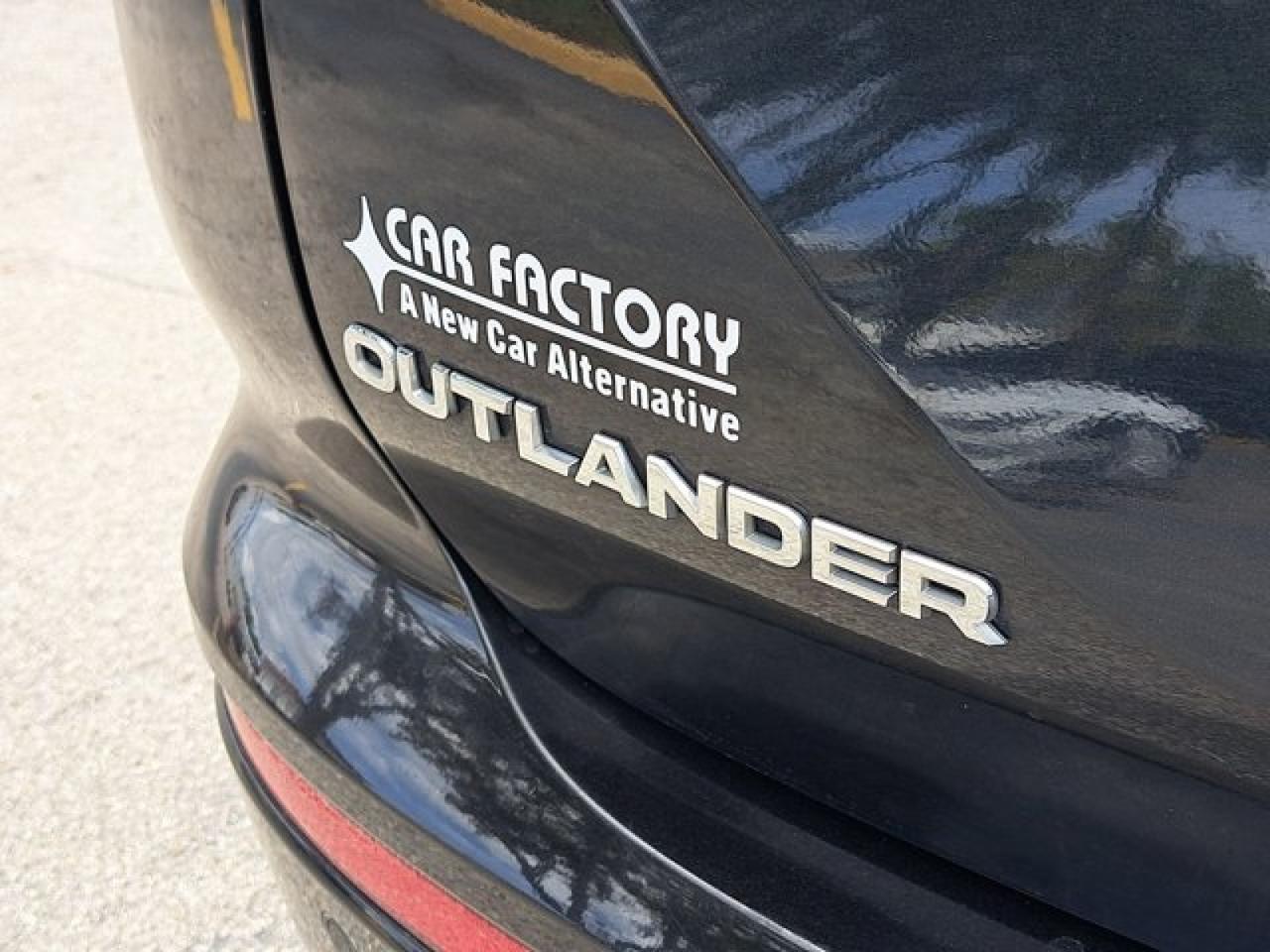 2023 Mitsubishi Outlander PHEV SE Lake Worth FL