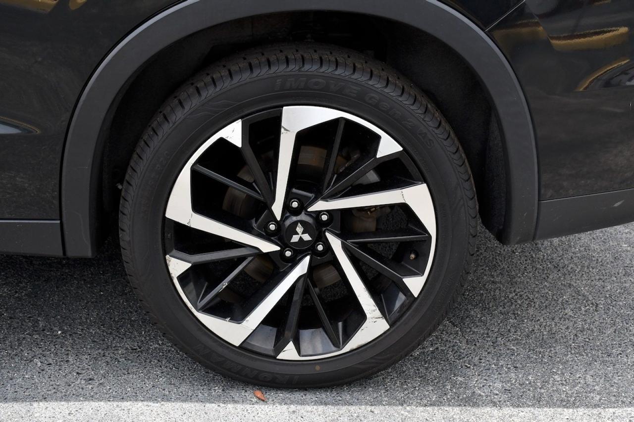 2023 Mitsubishi Outlander PHEV SE Lakeworth FL