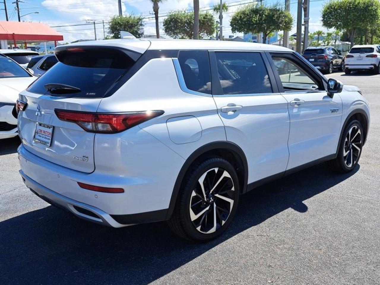 2023 Mitsubishi Outlander PHEV SE Lakeworth FL