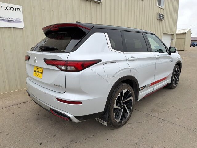 2023 Mitsubishi Outlander PHEV SE Watertown SD