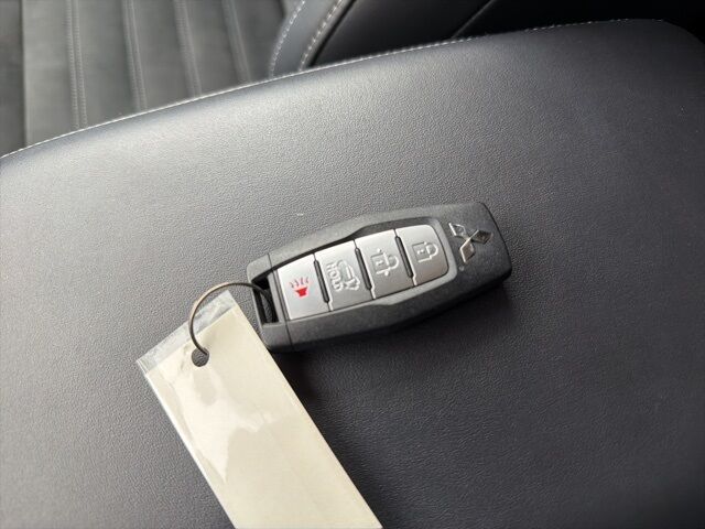 2023 Mitsubishi Outlander PHEV SE Watertown SD