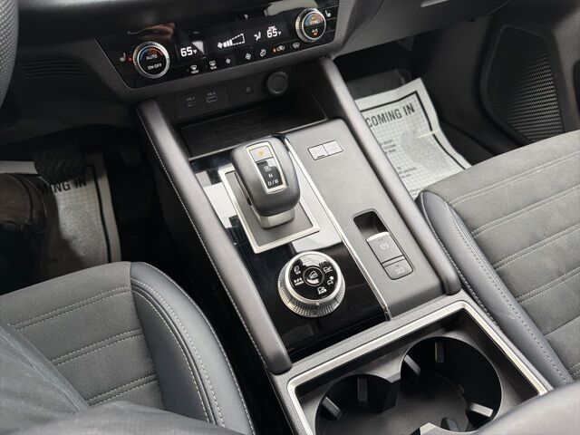 2023 Mitsubishi Outlander PHEV SE Watertown SD