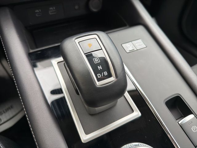 2023 Mitsubishi Outlander PHEV SE Watertown SD