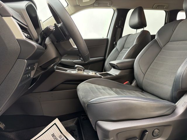 2023 Mitsubishi Outlander PHEV SE Watertown SD