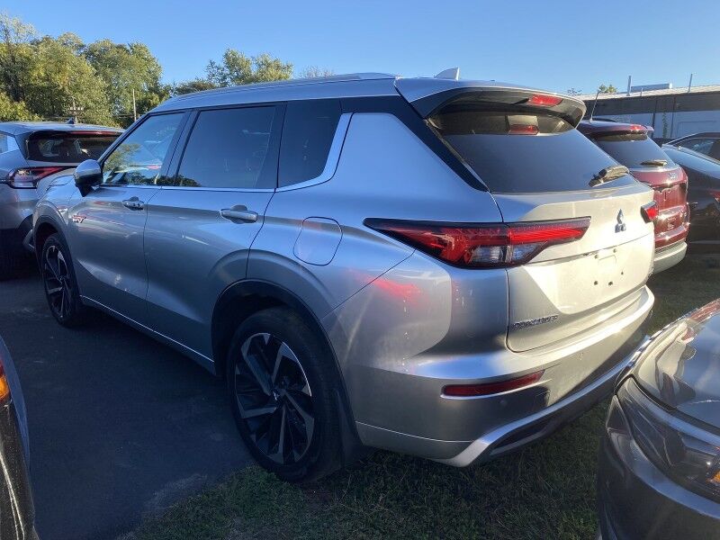 2023 Mitsubishi Outlander PHEV SEL