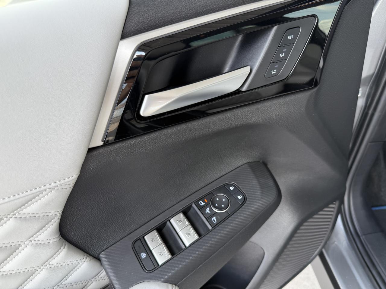 2023 Mitsubishi Outlander PHEV SEL Knoxville TN