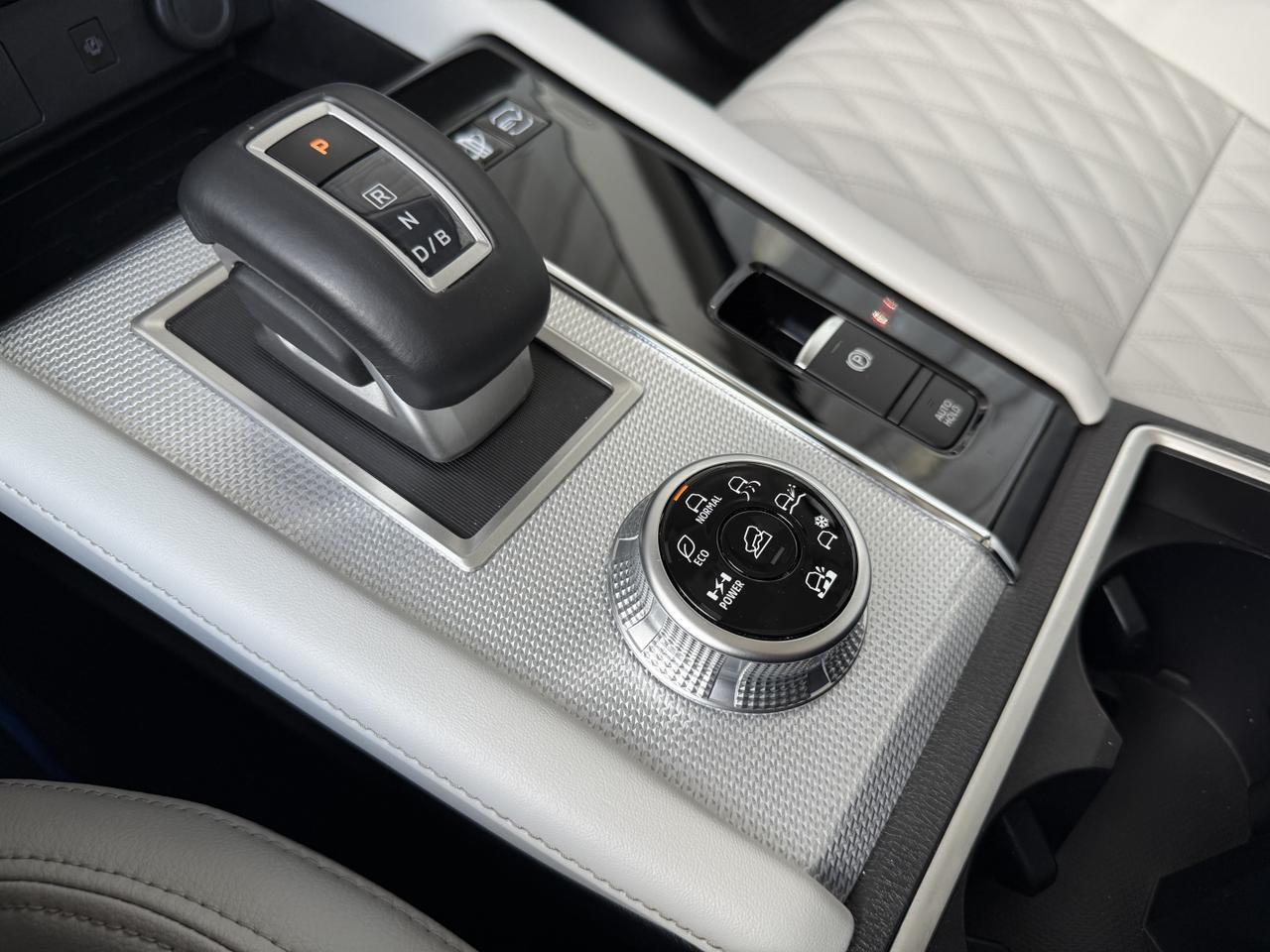 2023 Mitsubishi Outlander PHEV SEL Knoxville TN