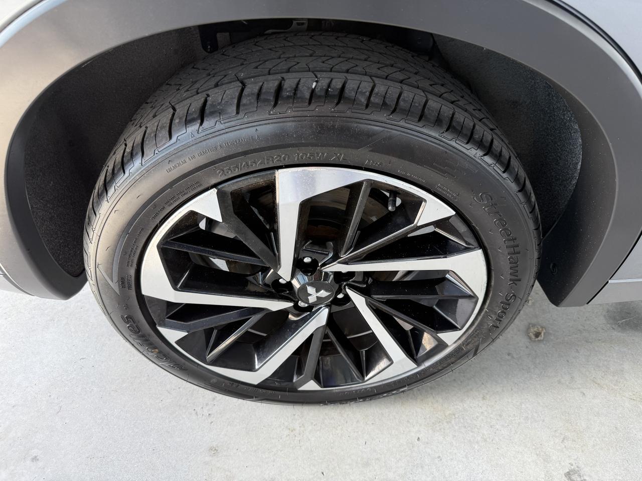 2023 Mitsubishi Outlander PHEV SEL Knoxville TN