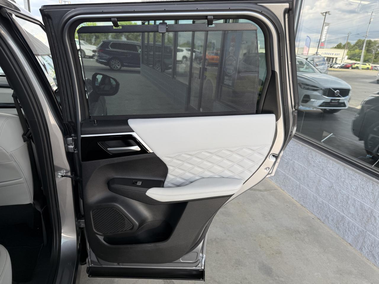 2023 Mitsubishi Outlander PHEV SEL Knoxville TN