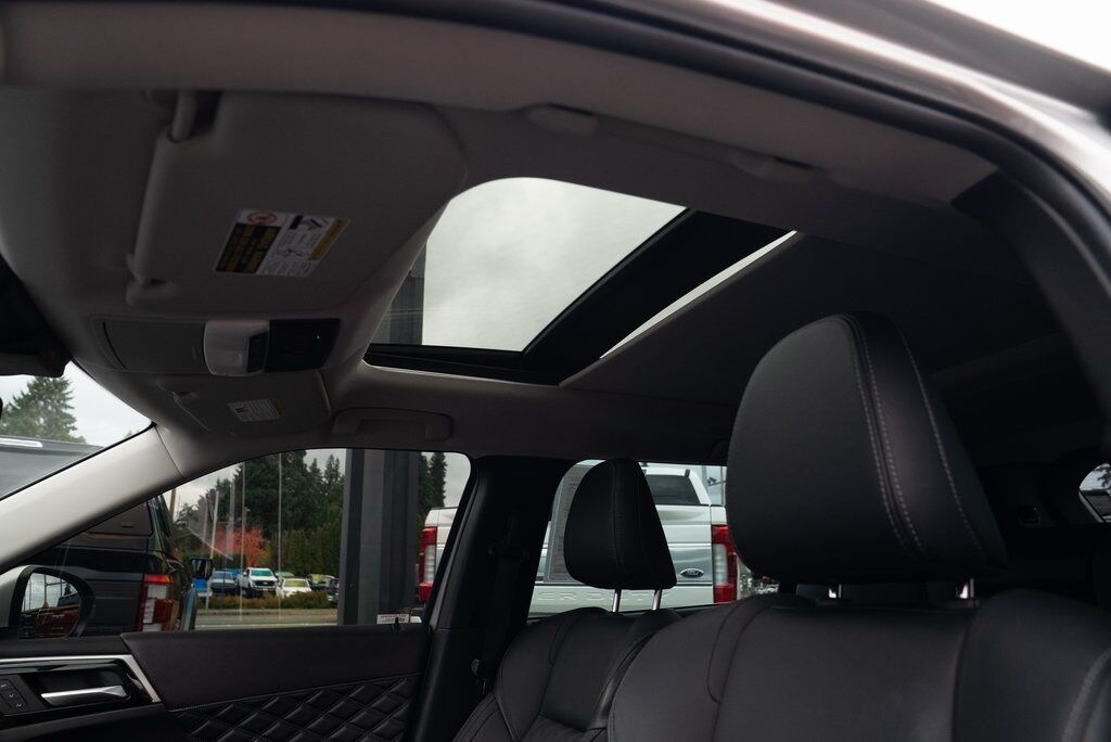 2023 Mitsubishi Outlander PHEV SEL Milwaukie OR