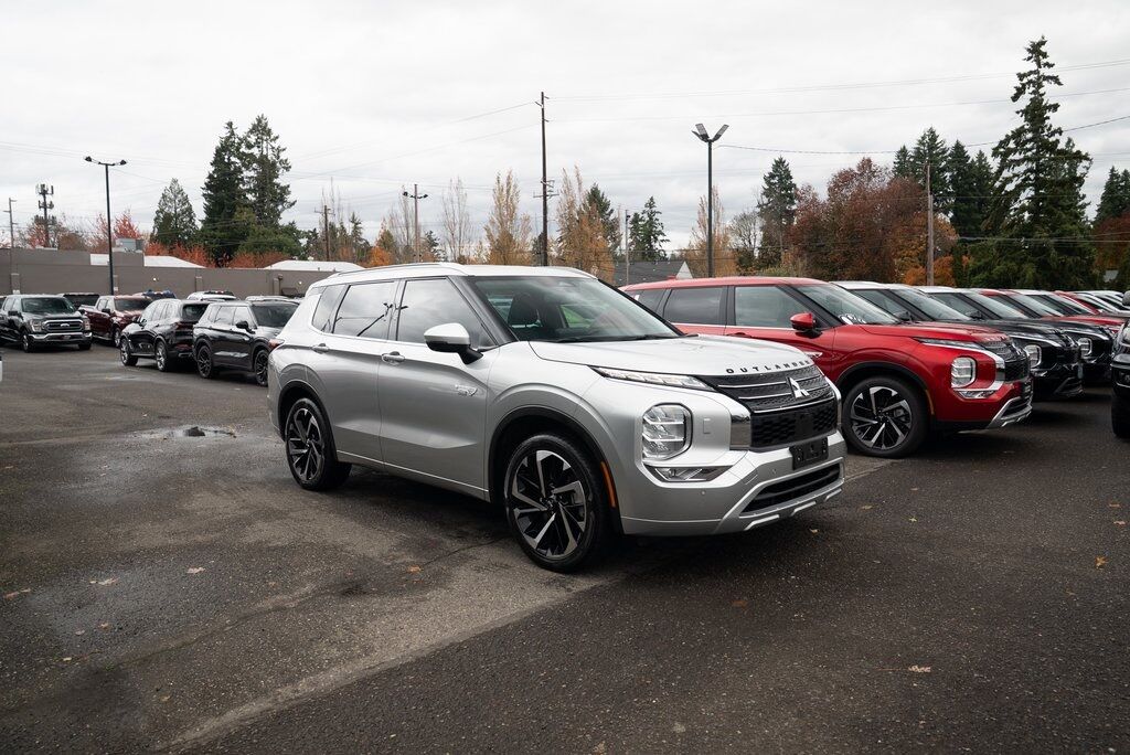 2023 Mitsubishi Outlander PHEV SEL Milwaukie OR