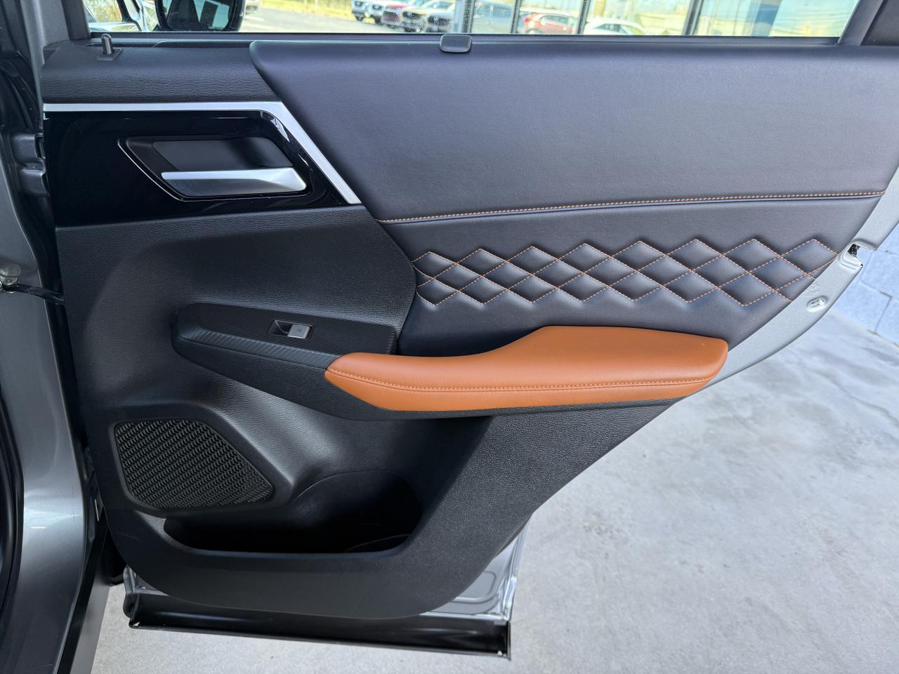 2023 Mitsubishi Outlander PHEV SEL S-AWC Knoxville TN