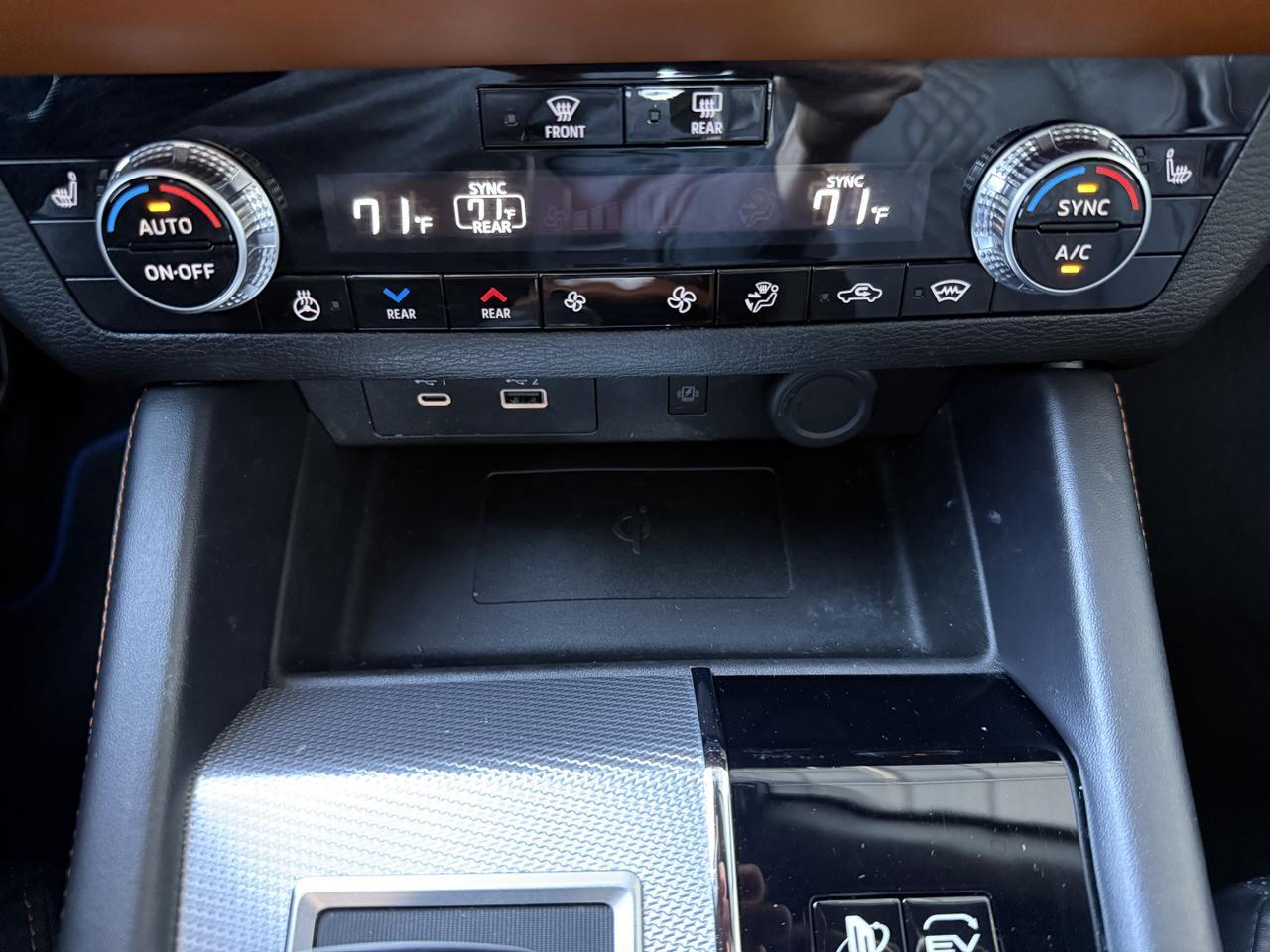 2023 Mitsubishi Outlander PHEV SEL S-AWC Knoxville TN