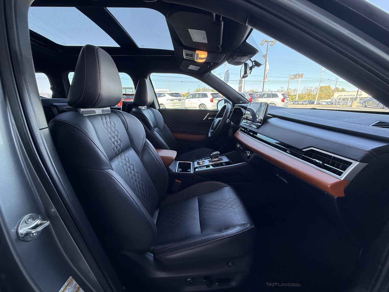 2023 Mitsubishi Outlander PHEV SEL S-AWC Knoxville TN