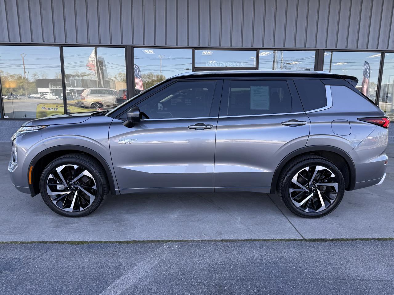 2023 Mitsubishi Outlander PHEV SEL S-AWC Knoxville TN