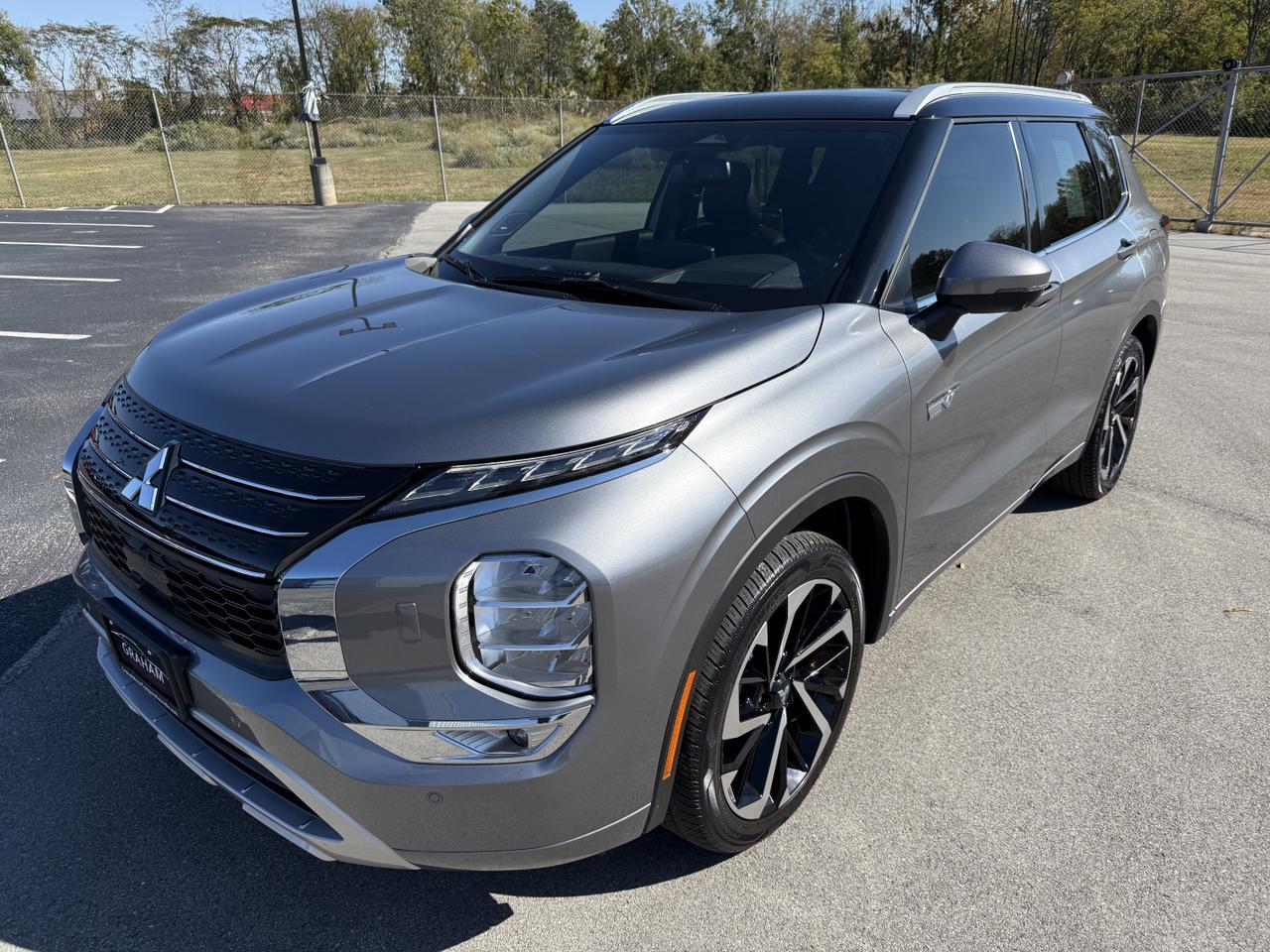 2023 Mitsubishi Outlander PHEV SEL S-AWC Knoxville TN