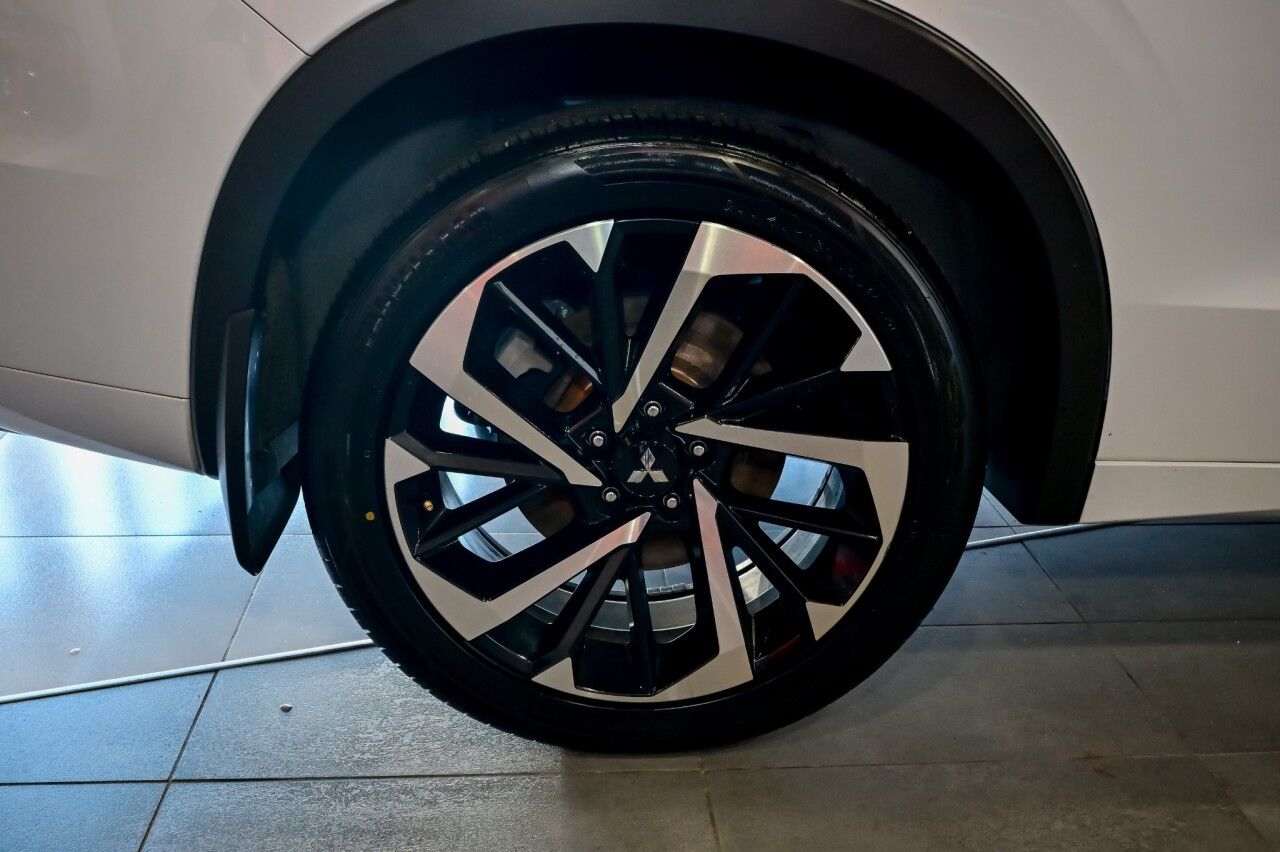 2023 Mitsubishi Outlander PHEV SEL Touring Pkg Springfield NJ