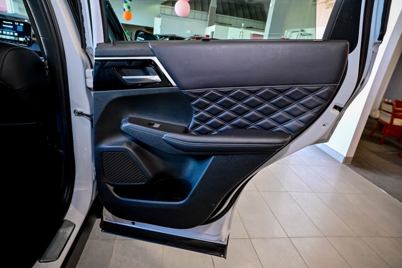 2023 Mitsubishi Outlander PHEV SEL Touring Pkg Springfield NJ