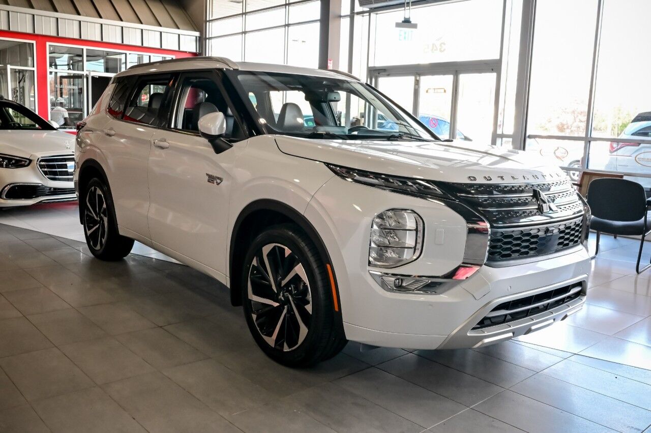 2023 Mitsubishi Outlander PHEV SEL Touring Pkg