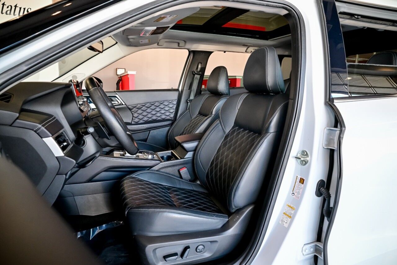 2023 Mitsubishi Outlander PHEV SEL Touring Pkg Springfield NJ