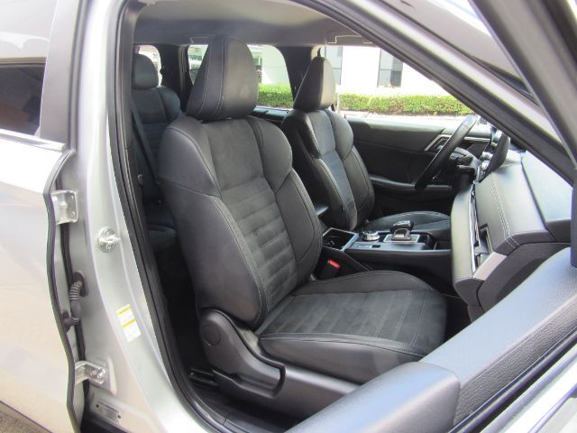 2023 Mitsubishi Outlander SE 2.5 2WD Plano TX