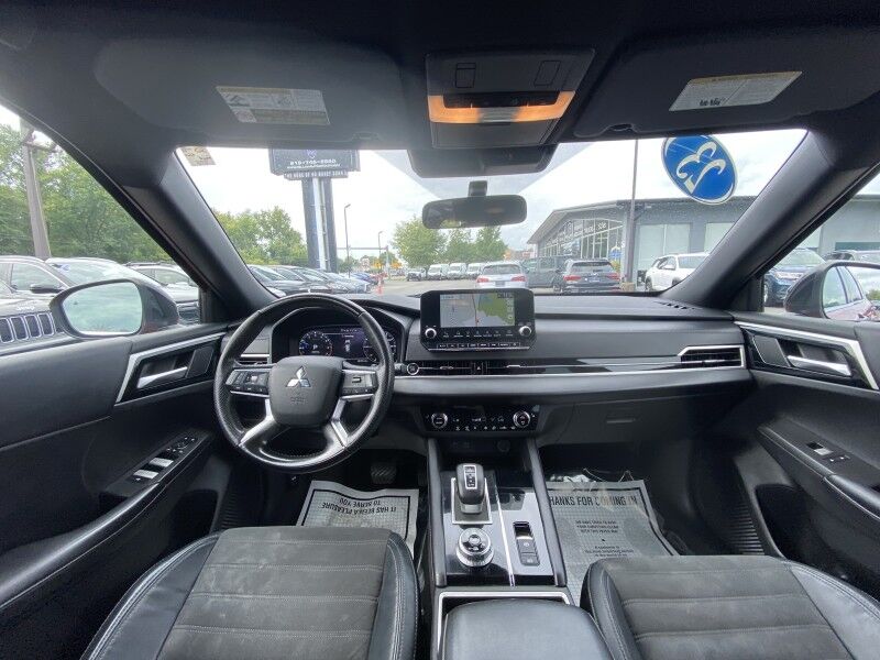 2023 Mitsubishi Outlander SE Black Edition Bristol  PA