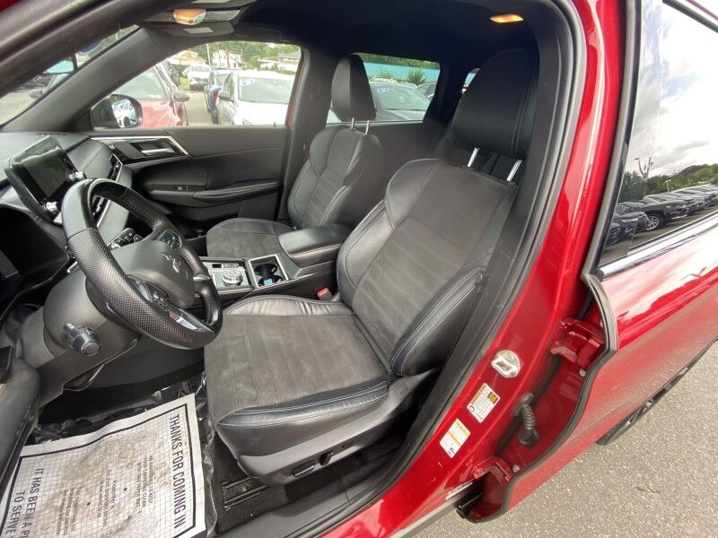 2023 Mitsubishi Outlander SE Black Edition Bristol  PA