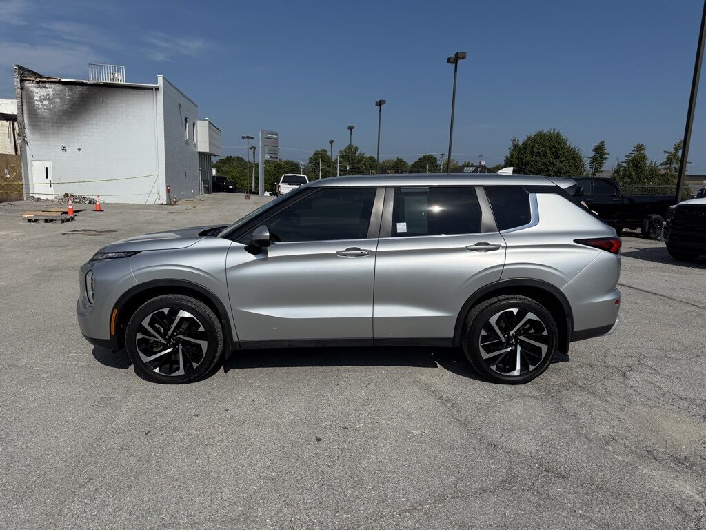 2023 Mitsubishi Outlander SE Black Edition Crestwood KY
