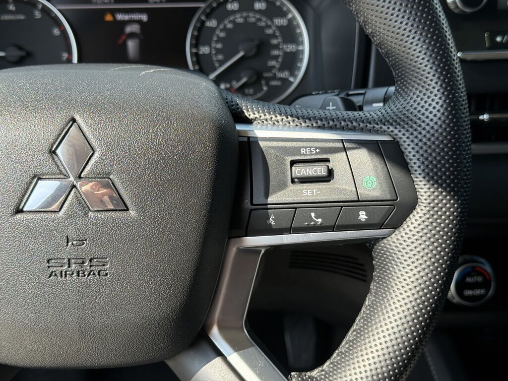2023 Mitsubishi Outlander SE Black Edition Crestwood KY