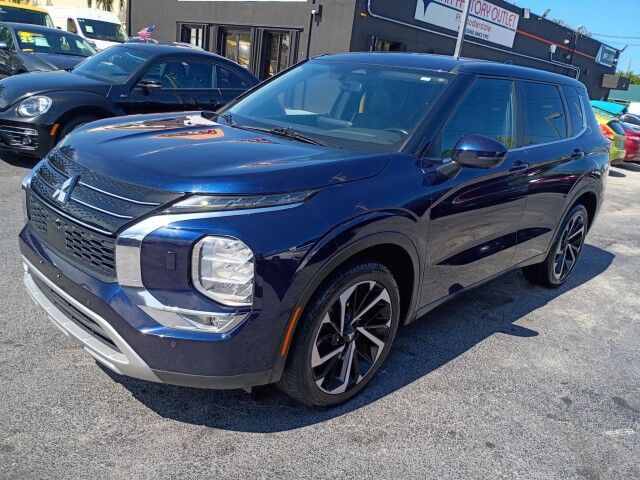 2023 Mitsubishi Outlander SE Black Edition Davie FL