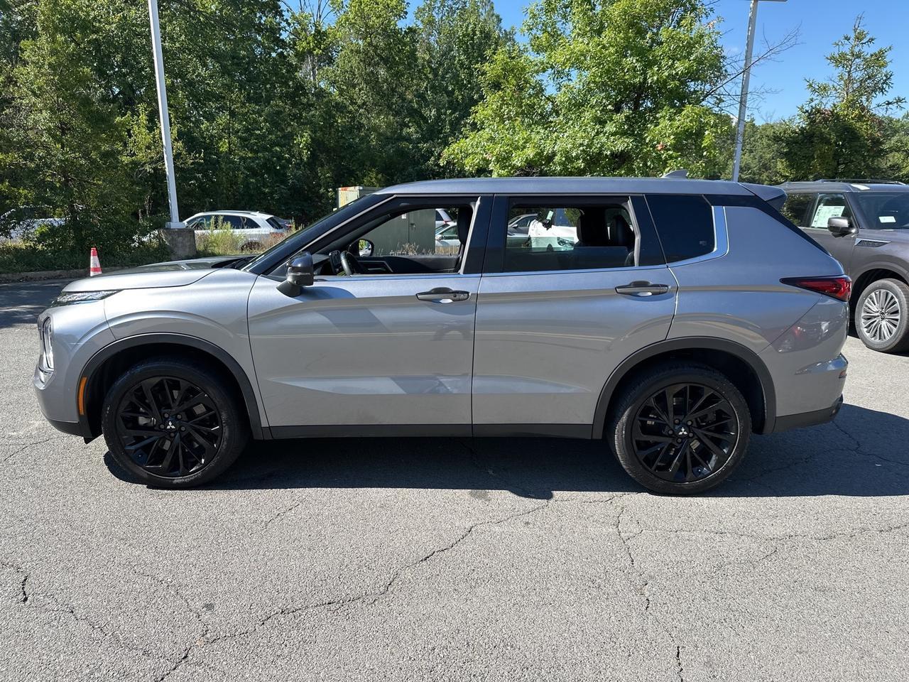 2023 Mitsubishi Outlander SE Black Edition Chantilly VA