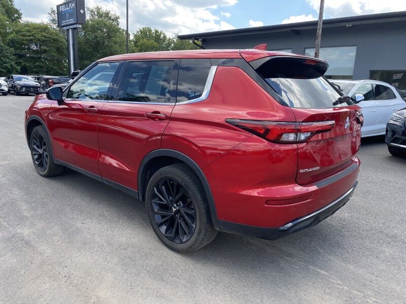 2023 Mitsubishi Outlander SE