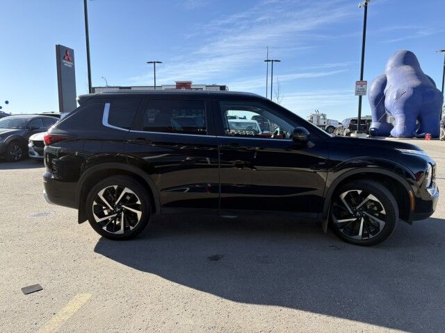 2023 Mitsubishi Outlander SE Grande Prairie AB