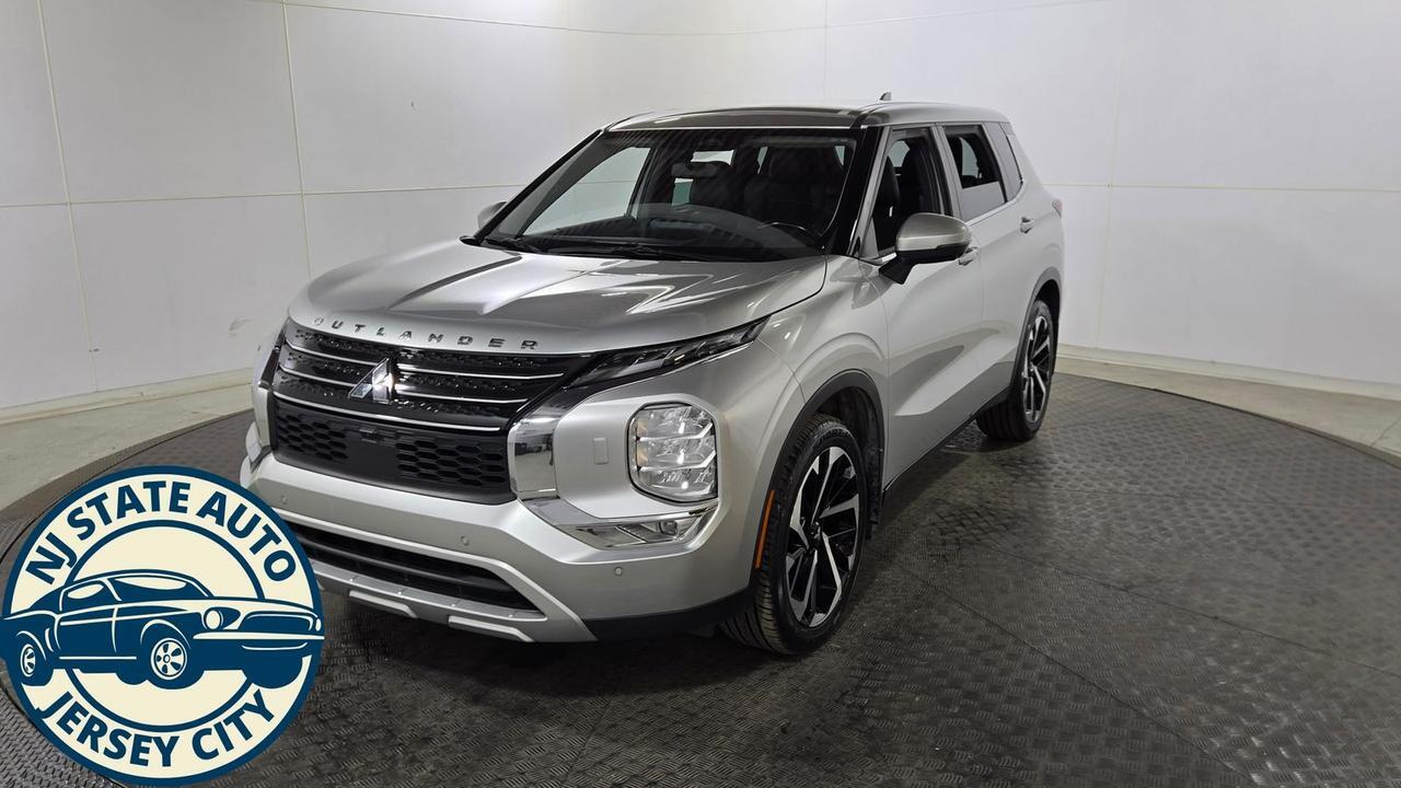2023 Mitsubishi Outlander SE