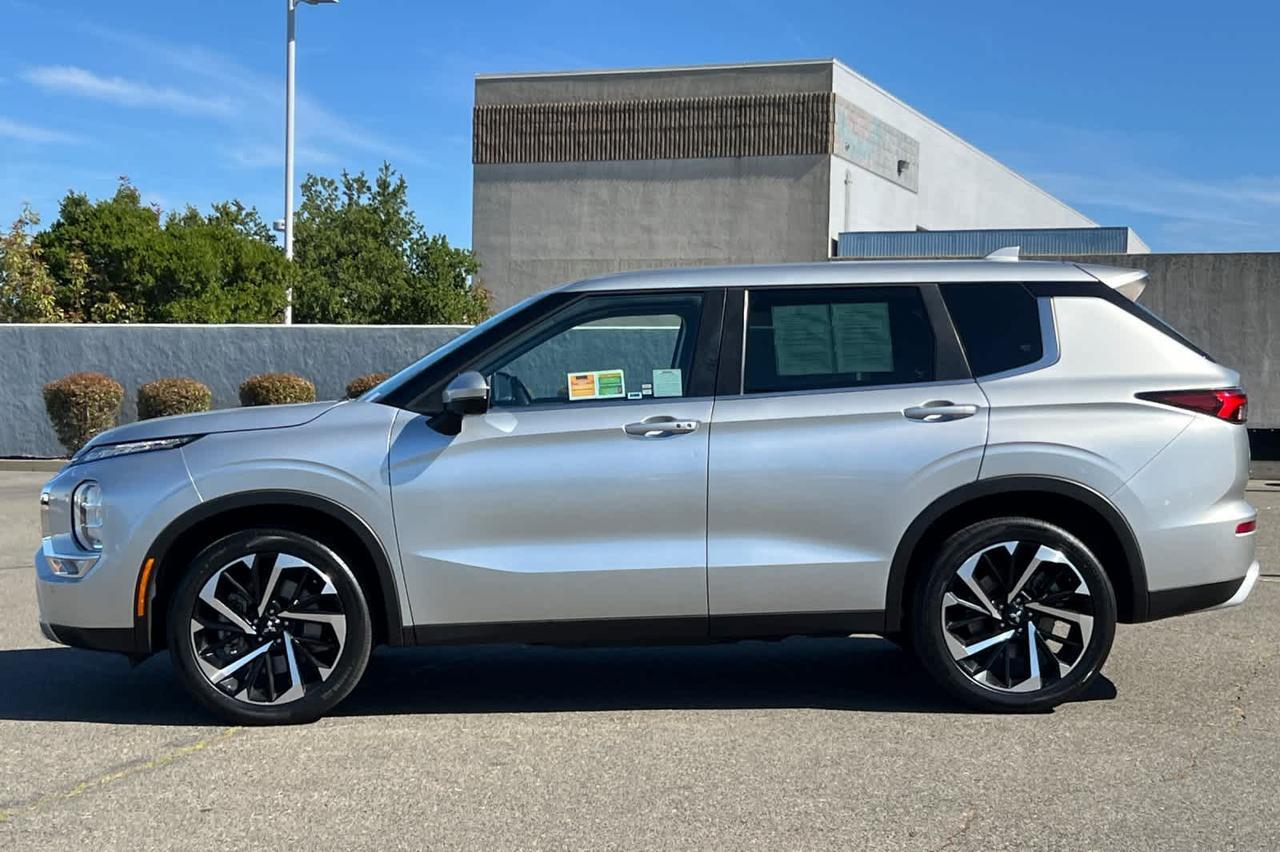 2023 Mitsubishi Outlander SE Roseville CA