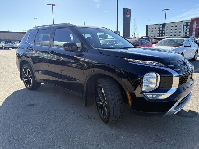 2023 Mitsubishi Outlander SE Whitecourt AB