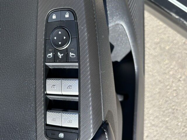 2023 Mitsubishi Outlander SE Whitecourt AB