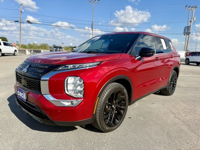 2023 Mitsubishi Outlander SEL  TX