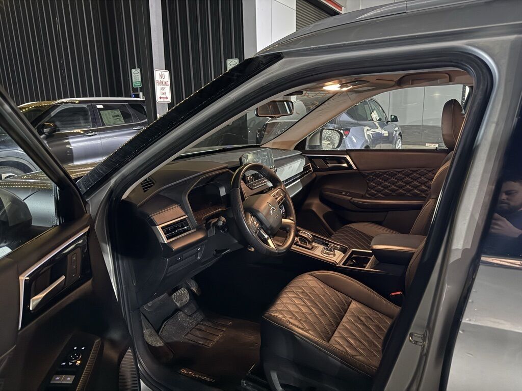 2023 Mitsubishi Outlander SEL Milwaukie OR