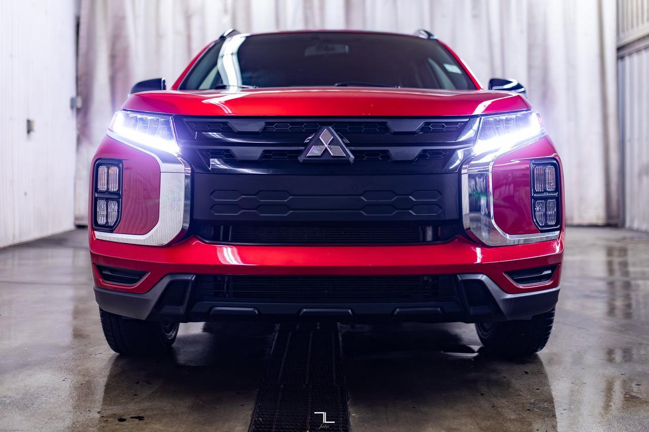 2023 Mitsubishi RVR AWD LE Heated Seats BCam Red Deer AB