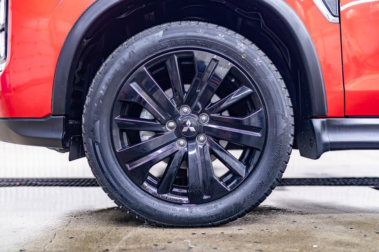 2023 Mitsubishi RVR AWD LE Heated Seats BCam Red Deer AB