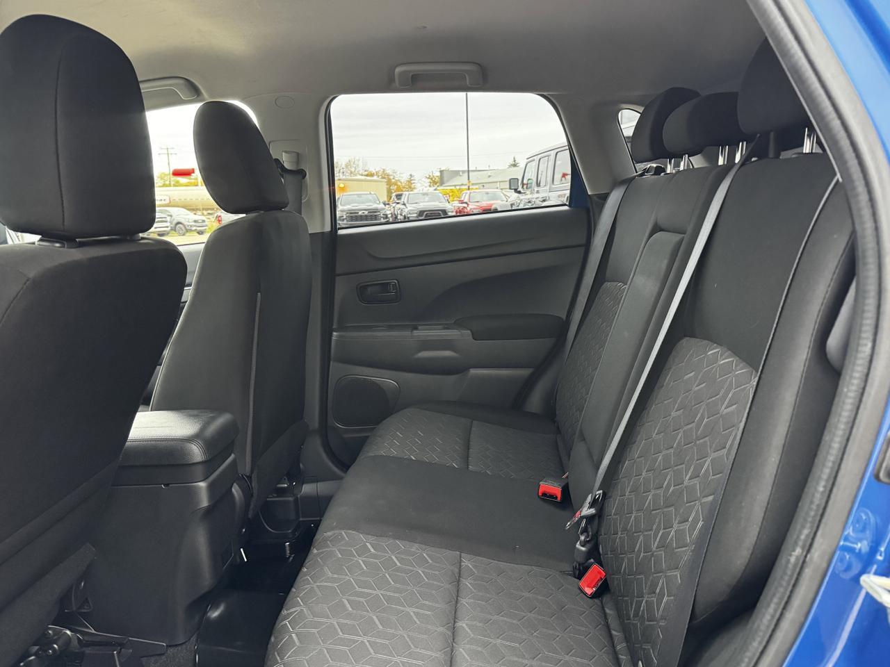 2023 Mitsubishi RVR ES AWC SUV | Low KMs | Backup Camera | 2L | Heated Seats Redwater AB