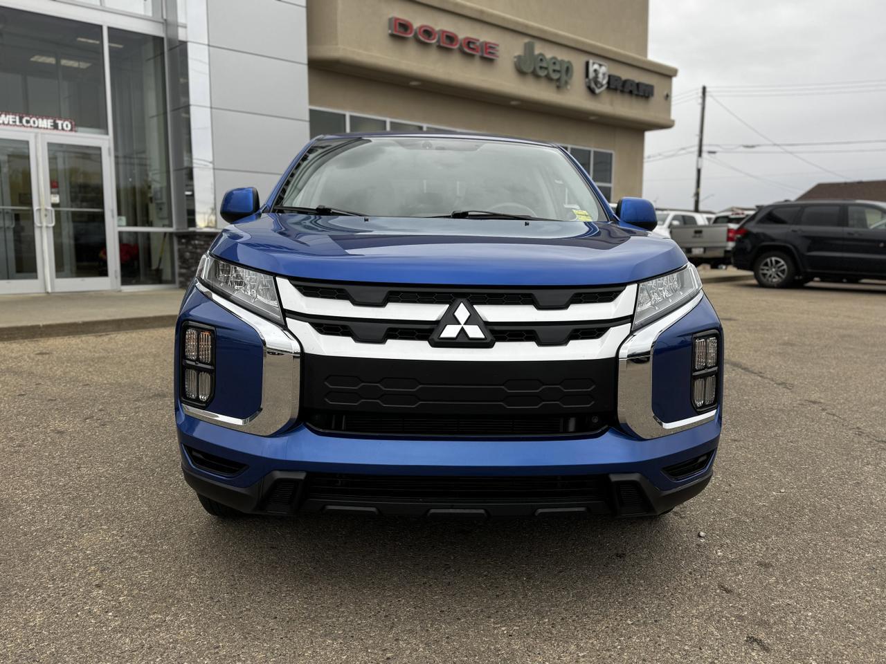 2023 Mitsubishi RVR ES AWC SUV | Low KMs | Backup Camera | 2L | Heated Seats Redwater AB