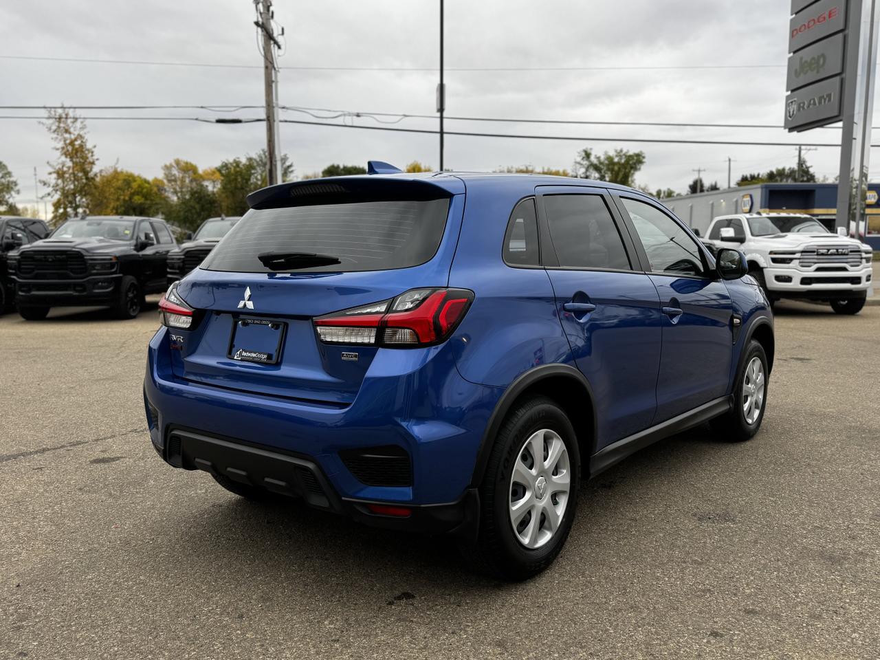 2023 Mitsubishi RVR ES AWC SUV | Low KMs | Backup Camera | 2L | Heated Seats Redwater AB