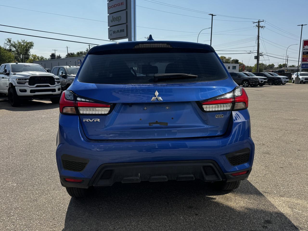 2023 Mitsubishi RVR ES AWC SUV | Low KMs | Backup Camera | 2L | Heated Seats Redwater AB