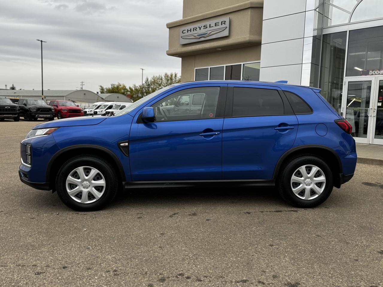 2023 Mitsubishi RVR ES AWC SUV | Low KMs | Backup Camera | 2L | Heated Seats Redwater AB