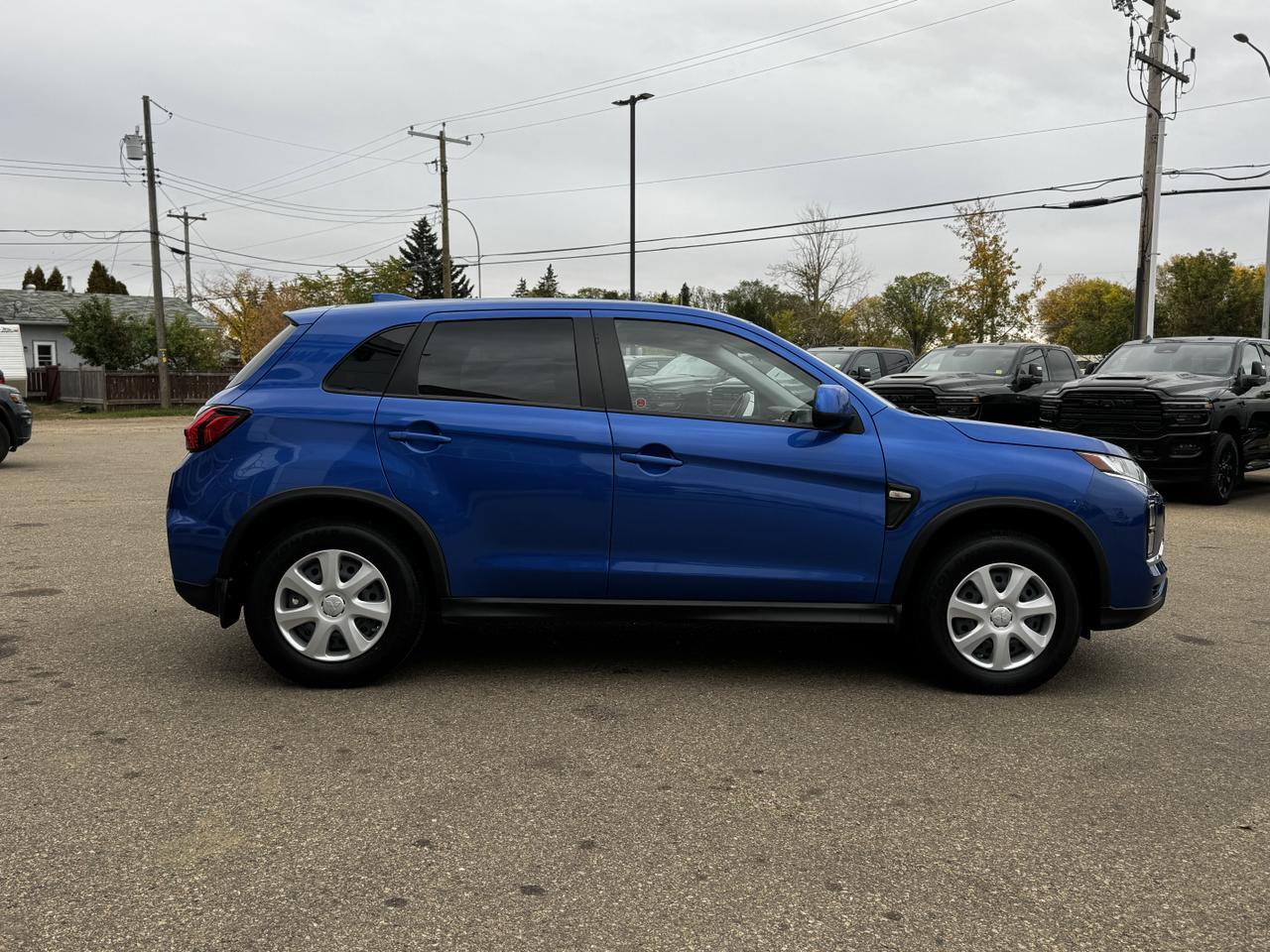 2023 Mitsubishi RVR ES AWC SUV | Low KMs | Backup Camera | 2L | Heated Seats Redwater AB