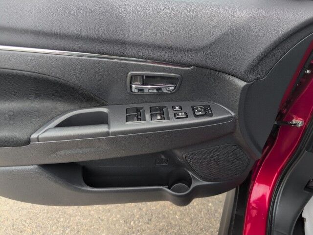 2023 Mitsubishi RVR ES Grande Prairie AB