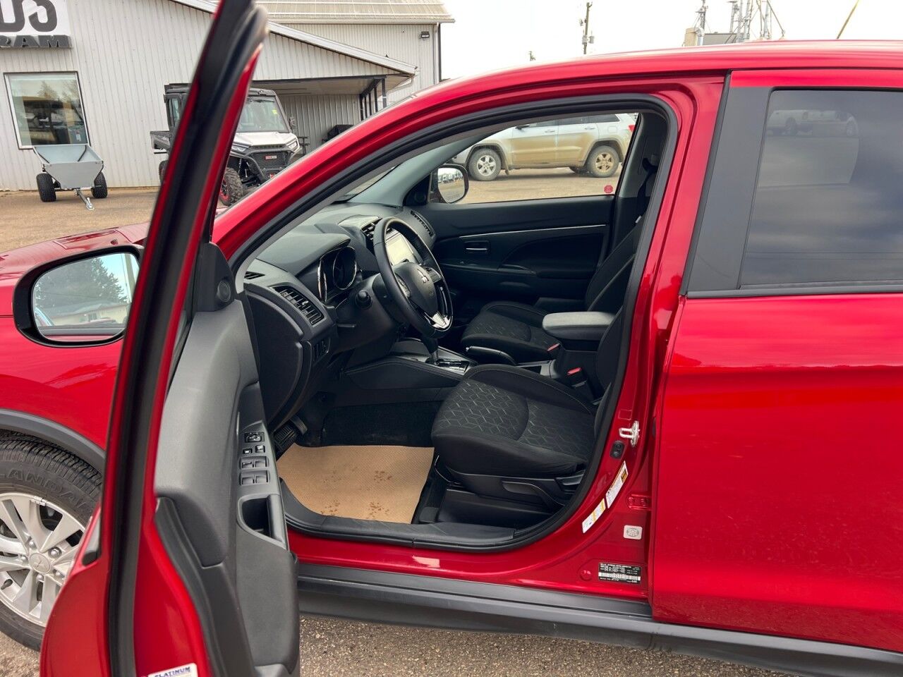 2023 Mitsubishi RVR ES High Level AB